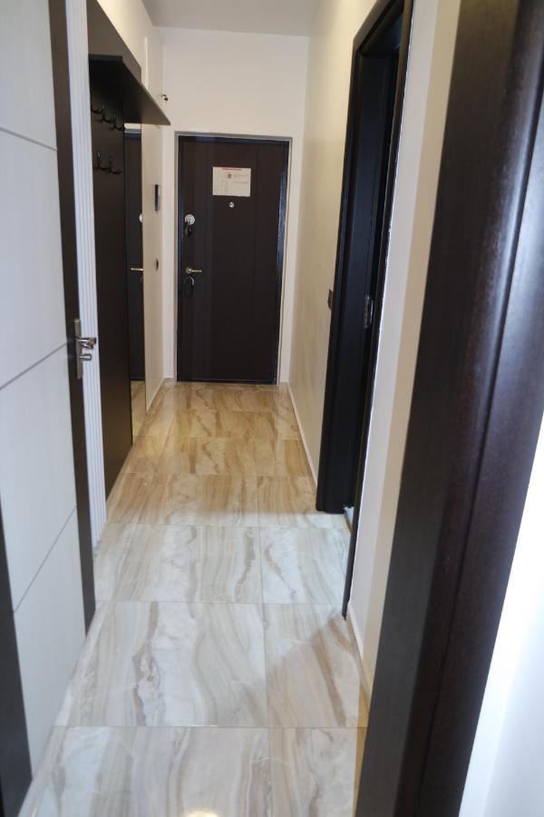 Apartment Ks Braşov Exteriör bild