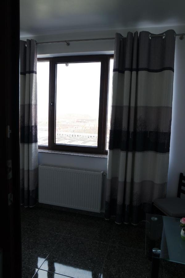 Apartment Ks Braşov Exteriör bild